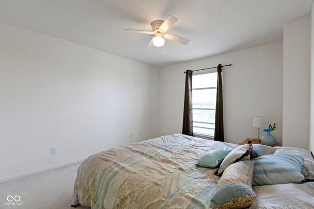 11777 Suncatcher Drive, Fishers, IN 46037