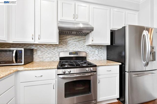 223 Birch Creek Dr, Pleasanton, CA 94566