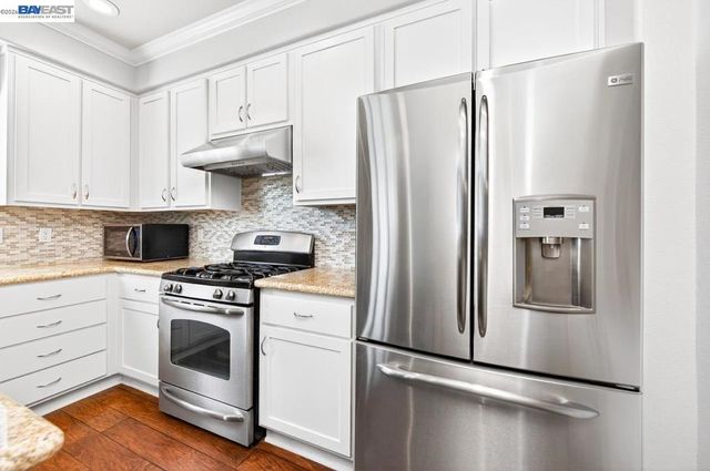 223 Birch Creek Dr, Pleasanton, CA 94566