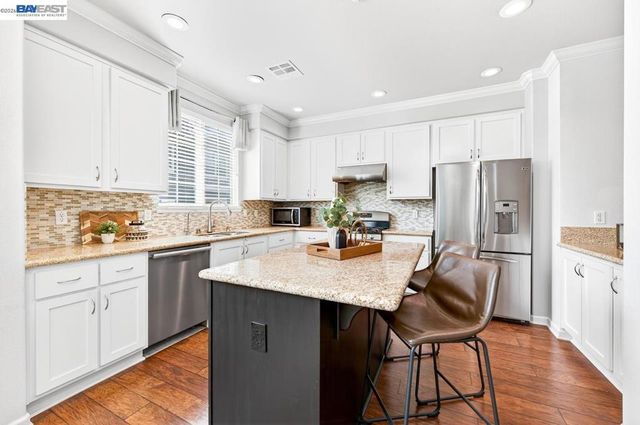 223 Birch Creek Dr, Pleasanton, CA 94566