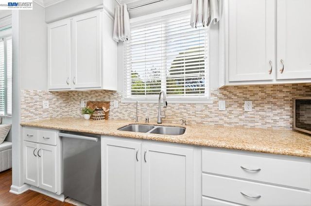 223 Birch Creek Dr, Pleasanton, CA 94566