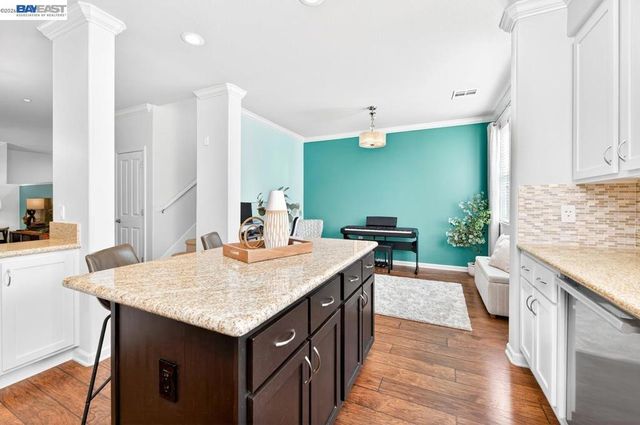 223 Birch Creek Dr, Pleasanton, CA 94566