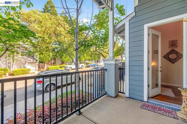 223 Birch Creek Dr, Pleasanton, CA 94566