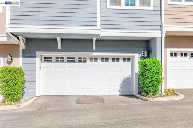 223 Birch Creek Dr, Pleasanton, CA 94566