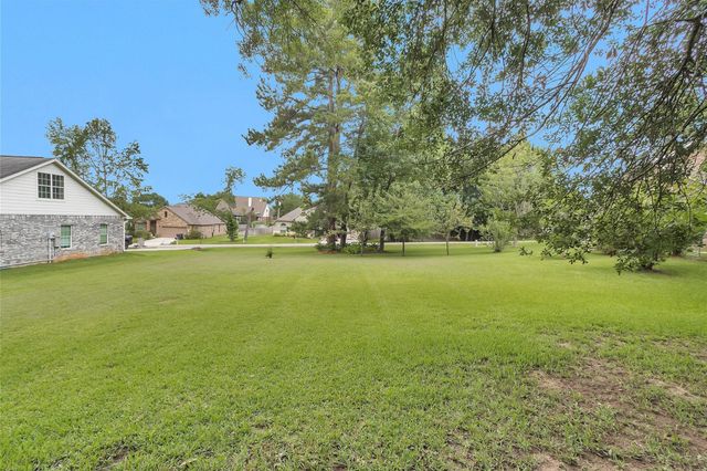 1183 Oak Lane, Conroe, TX 77316