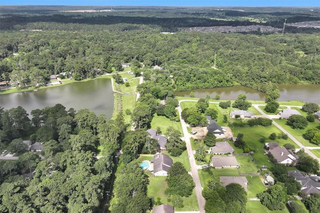 1183 Oak Lane, Conroe, TX 77316