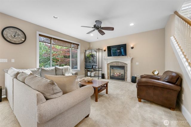 810 Lincoln Avenue SE, Renton, WA 98057