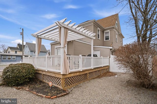 130 OTIS AVE, Tuckerton, NJ 08087