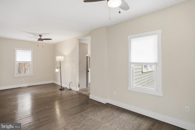 130 OTIS AVE, Tuckerton, NJ 08087