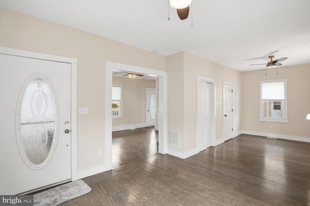 130 OTIS AVE, Tuckerton, NJ 08087