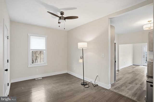 130 OTIS AVE, Tuckerton, NJ 08087