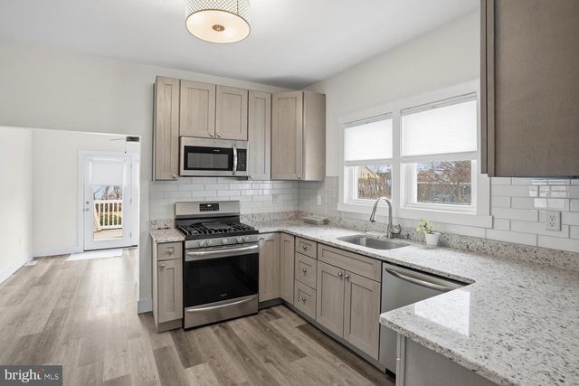 130 OTIS AVE, Tuckerton, NJ 08087