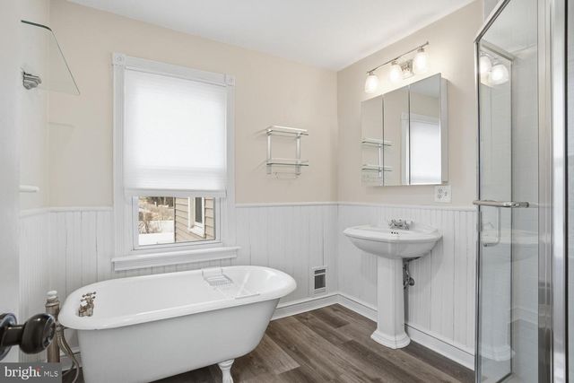 130 OTIS AVE, Tuckerton, NJ 08087