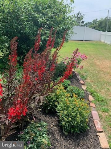 130 OTIS AVE, Tuckerton, NJ 08087