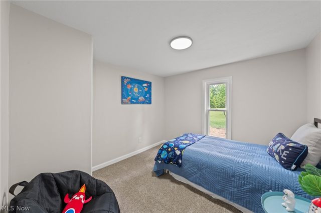 2000 Stake Drive, Green, OH 44232