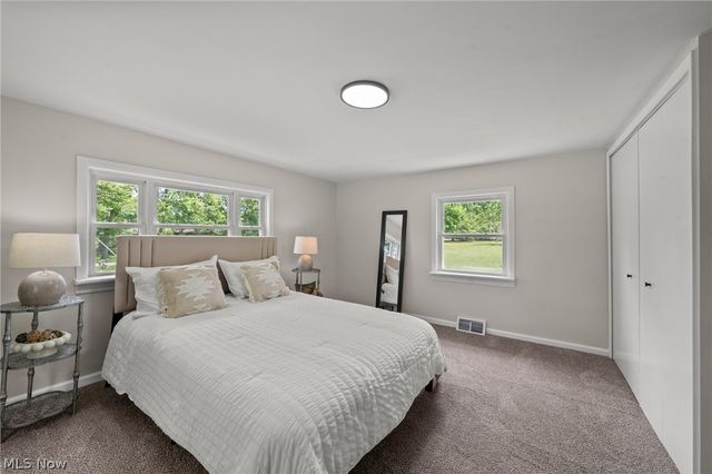 2000 Stake Drive, Green, OH 44232