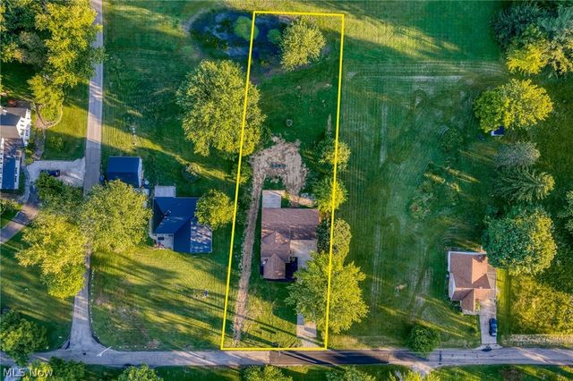 2000 Stake Drive, Green, OH 44232