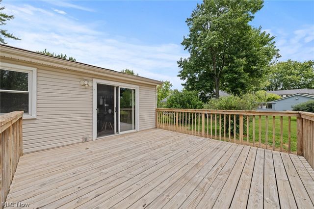 2000 Stake Drive, Green, OH 44232