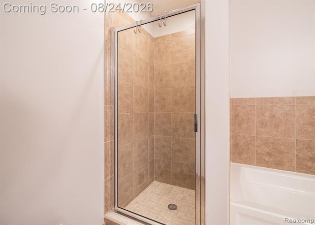 17372 Windflower Drive, Southfield, MI 48076