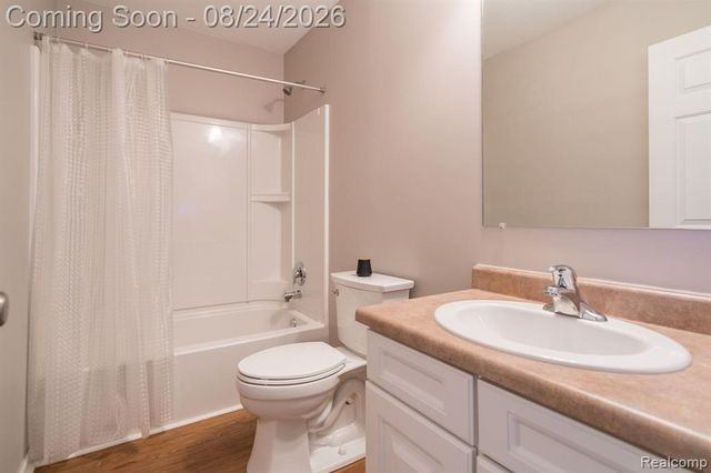 17372 Windflower Drive, Southfield, MI 48076