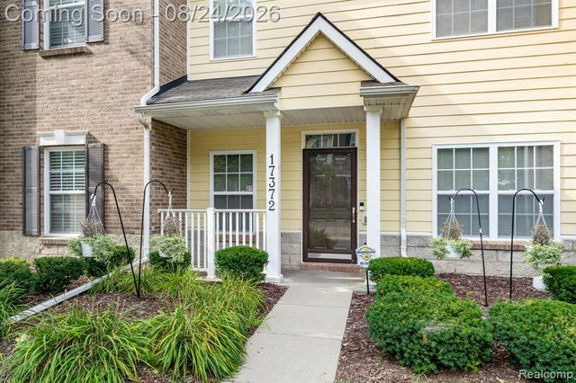 17372 Windflower Drive, Southfield, MI 48076