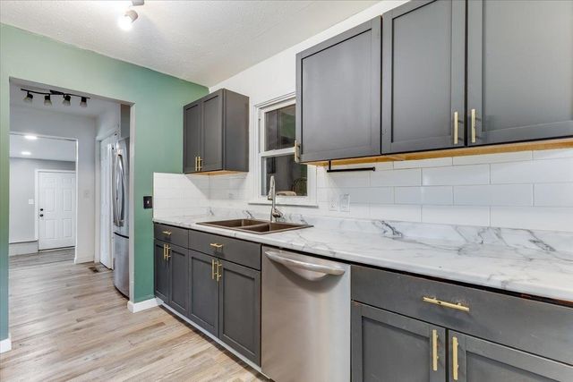 6413 N Longmont, Park City, KS 67219