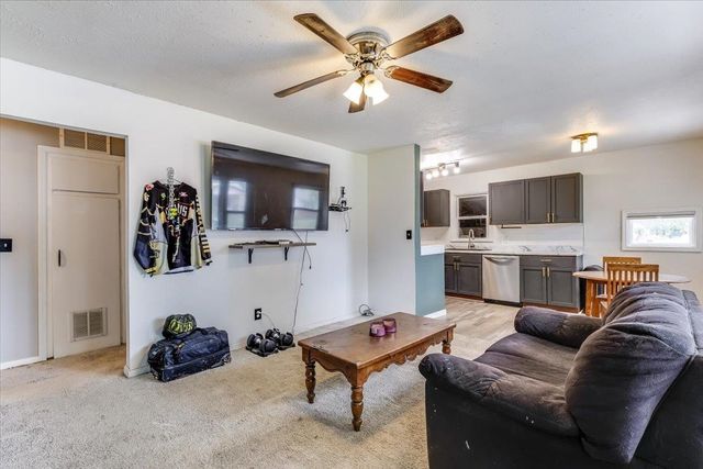 6413 N Longmont, Park City, KS 67219