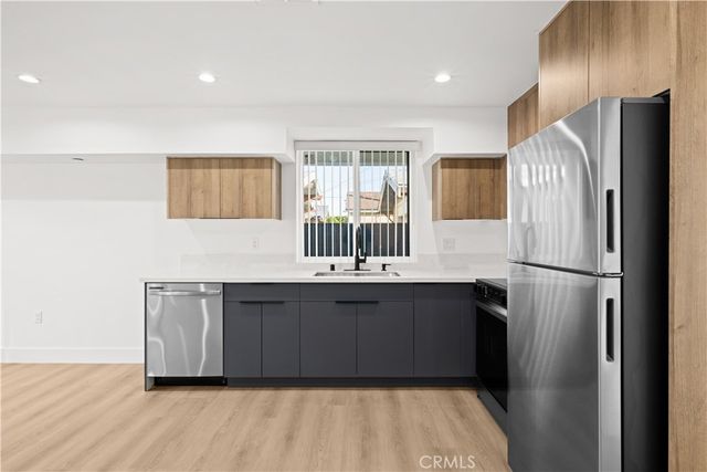 2002 Hillcrest Drive, Los Angeles, CA 90016