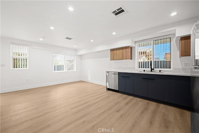 2002 Hillcrest Drive, Los Angeles, CA 90016