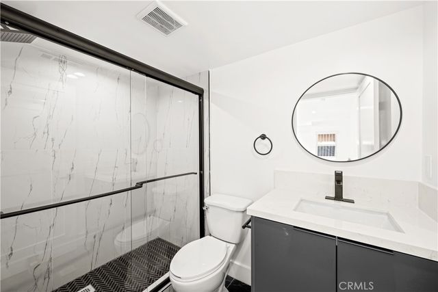 2002 Hillcrest Drive, Los Angeles, CA 90016