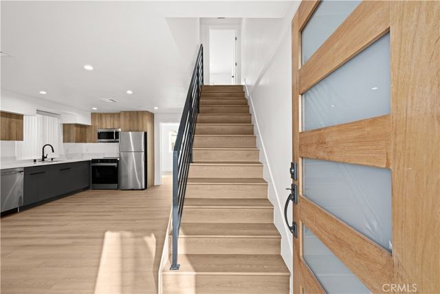 2002 Hillcrest Drive, Los Angeles, CA 90016