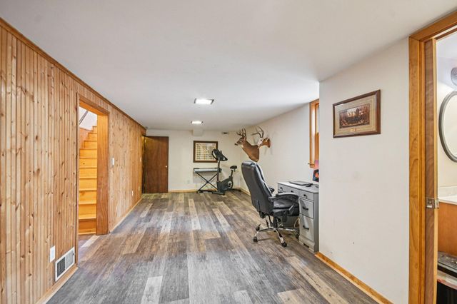 6216 Edgewood Avenue, Woodbury, MN 55125