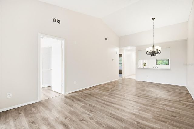 4991 PURITAN CIRCLE 522, Tampa, FL 33617