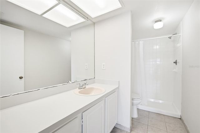4991 PURITAN CIRCLE 522, Tampa, FL 33617