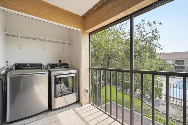 4991 PURITAN CIRCLE 522, Tampa, FL 33617
