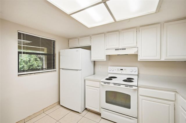 4991 PURITAN CIRCLE 522, Tampa, FL 33617
