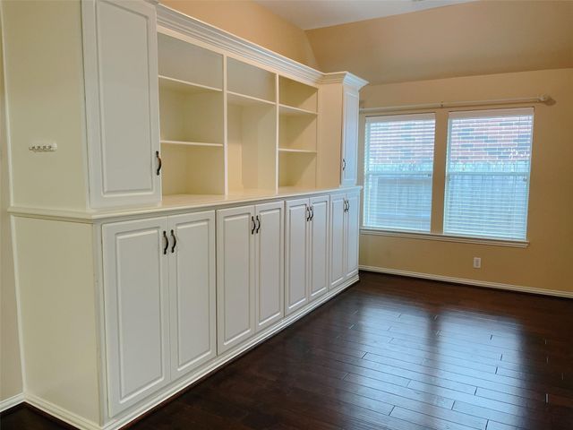 3118 Autumnjoy Drive, Pearland, TX 77584