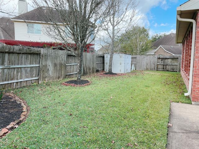 3118 Autumnjoy Drive, Pearland, TX 77584