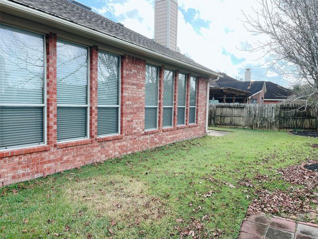 3118 Autumnjoy Drive, Pearland, TX 77584