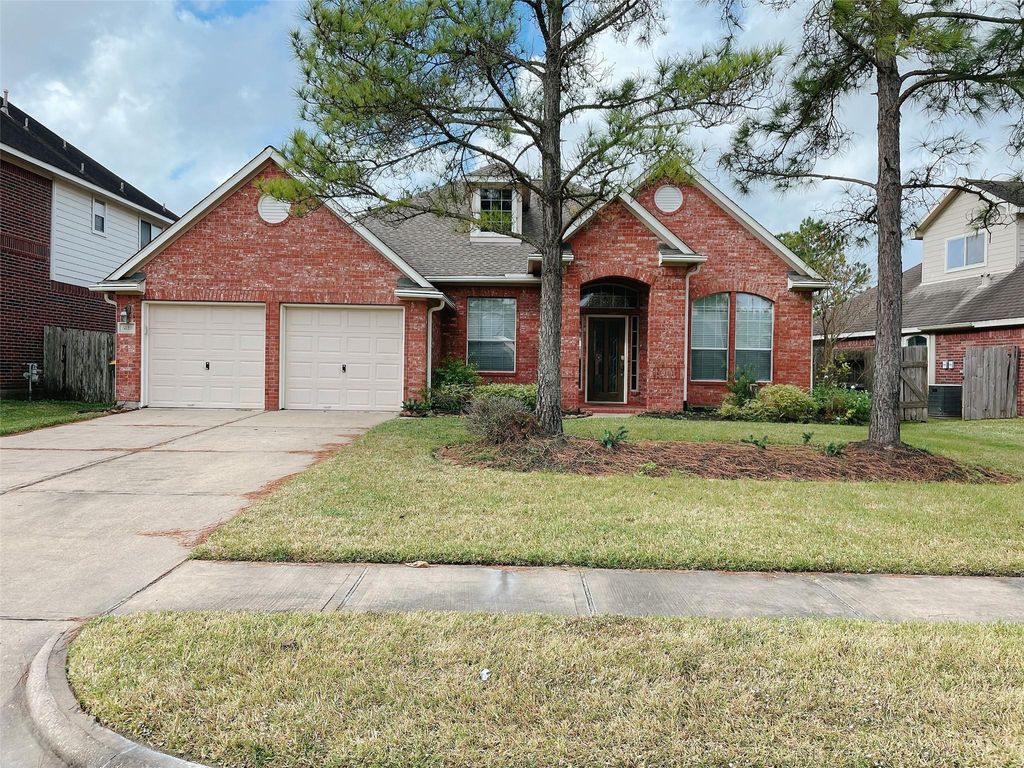 3118 Autumnjoy Drive, Pearland, TX 77584