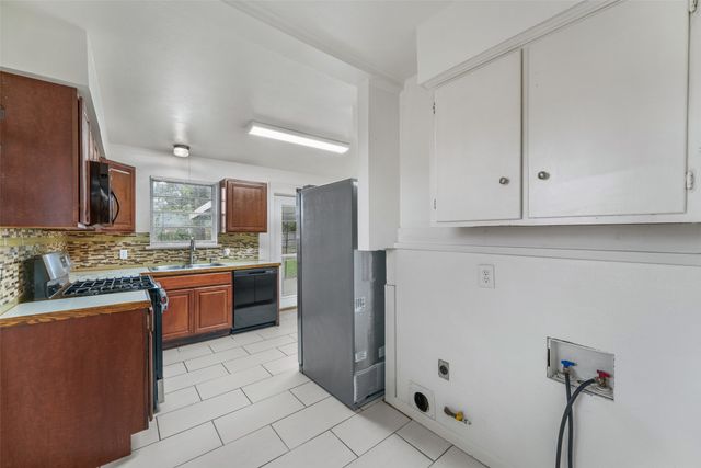 3123 San Lucas Avenue, Dallas, TX 75228