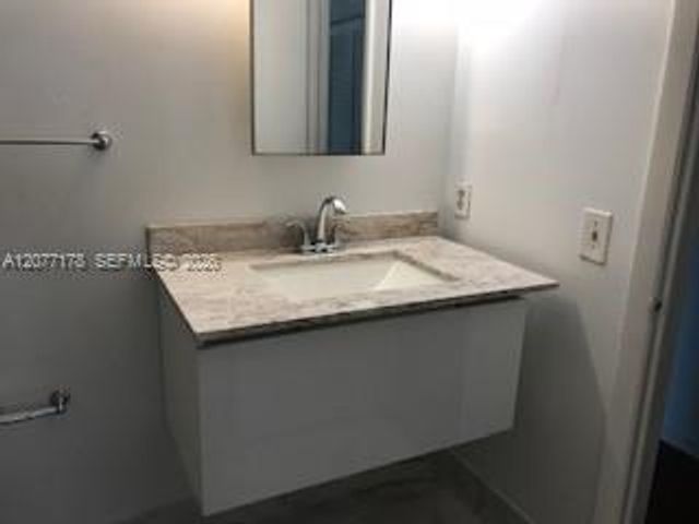 798 Crandon Boulevard 34-C, Key Biscayne, FL 33149