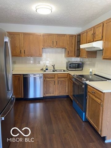 4 Marywood Drive, Greenfield, IN 46140