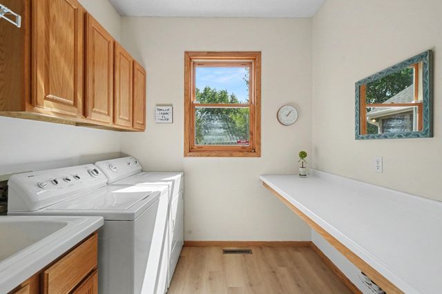 17207 Trenton Lane, Eden Prairie, MN 55347