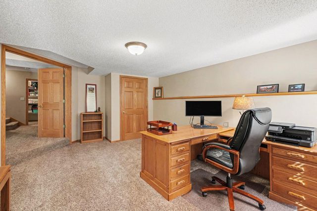 17207 Trenton Lane, Eden Prairie, MN 55347