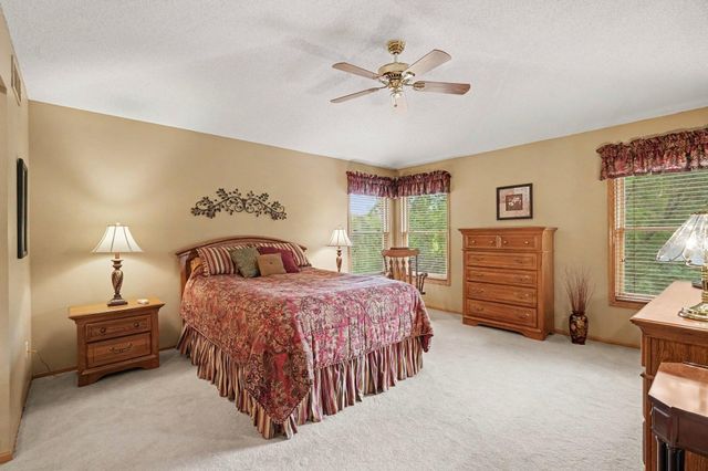 17207 Trenton Lane, Eden Prairie, MN 55347
