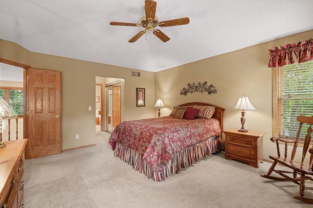 17207 Trenton Lane, Eden Prairie, MN 55347