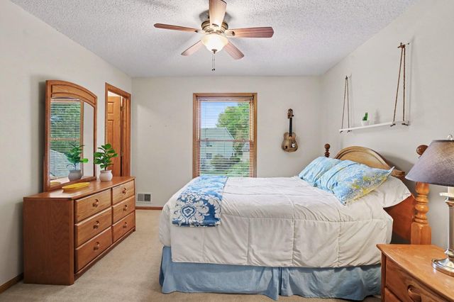 17207 Trenton Lane, Eden Prairie, MN 55347