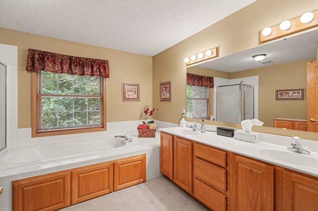 17207 Trenton Lane, Eden Prairie, MN 55347