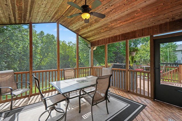 17207 Trenton Lane, Eden Prairie, MN 55347